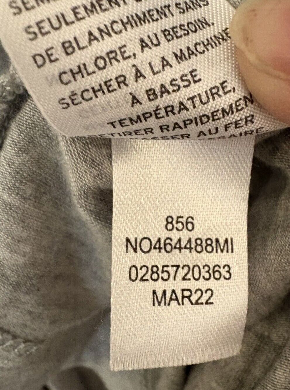 Nordstrom Lingerie Mid Length Small Grey White Trim Robe Missing Tie Belt - Picture 7 of 7